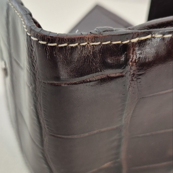 Brighton Women's Vintage Brown Leather Croc Embossed Tri-Fold Organizer Wallet - Picture 14 of 14